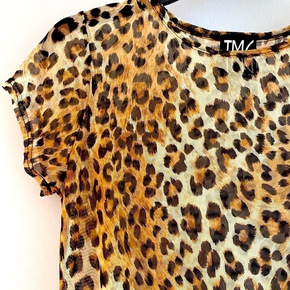 TMG leopard bathing suit cover up great for cruise Awesome animal print Medium
C - Picture 4 of 10